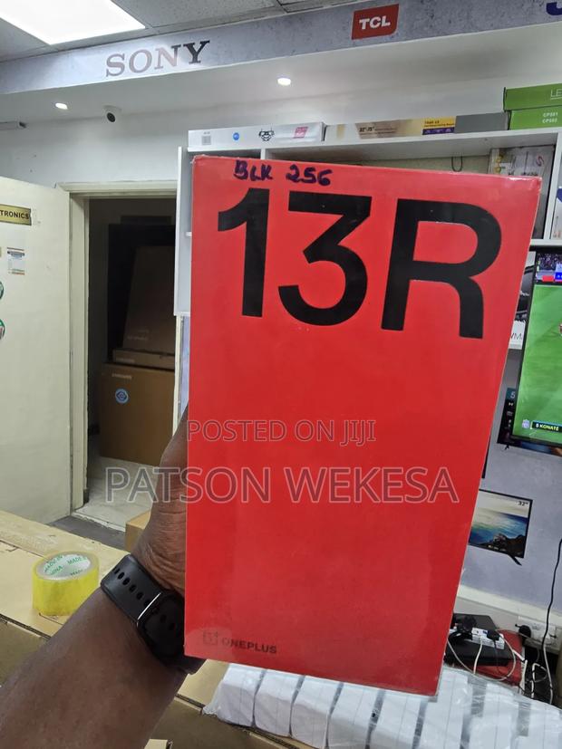 New OnePlus 13R 256 GB - main view