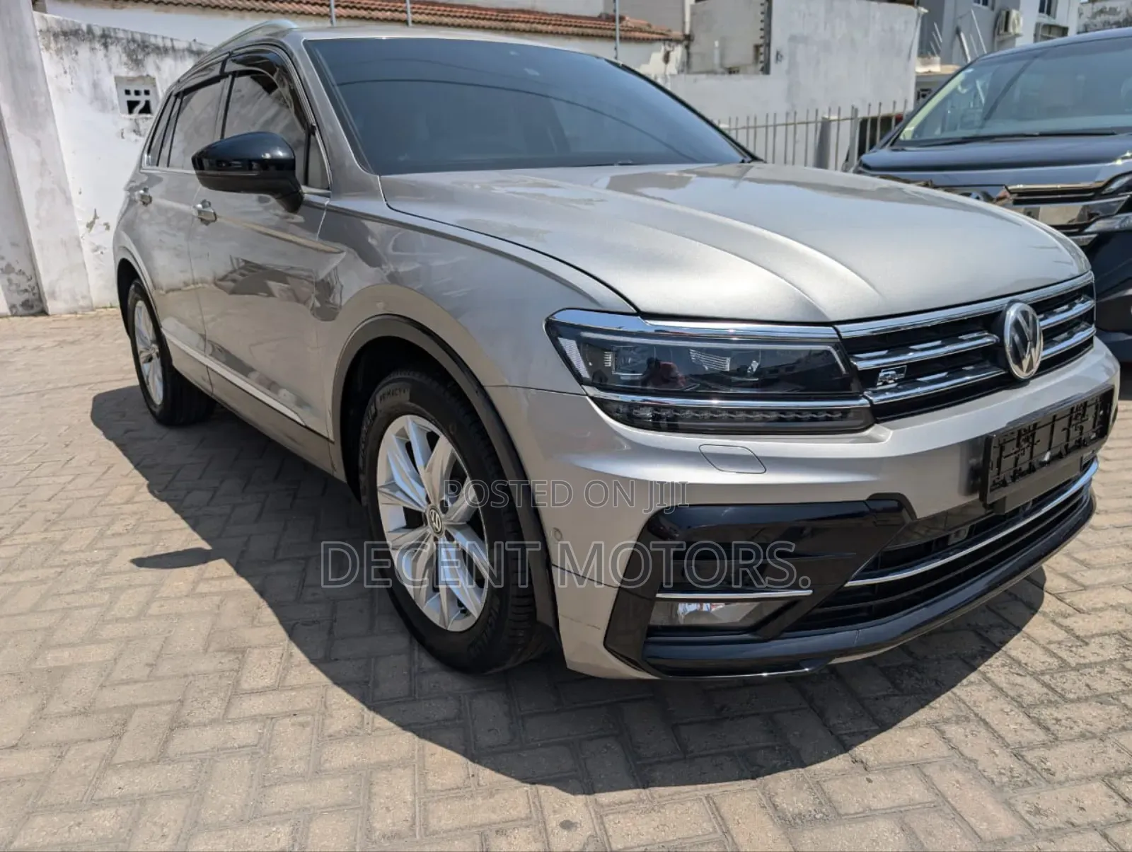 Volkswagen Tiguan 2019 Silver