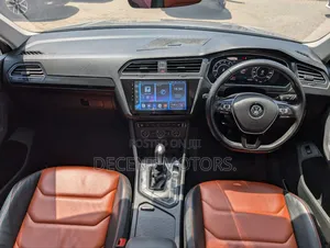 Volkswagen Tiguan 2019 Silver