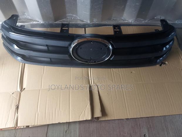 Hilux Revo 2016 Grille (Black)