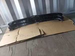 Hilux Revo 2016 Grille (Black)