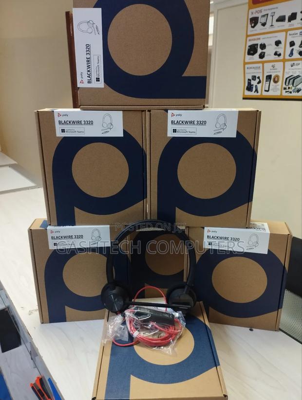 Poly Blackwire 3320 Stereo Microsoft USB-C Headset - main view