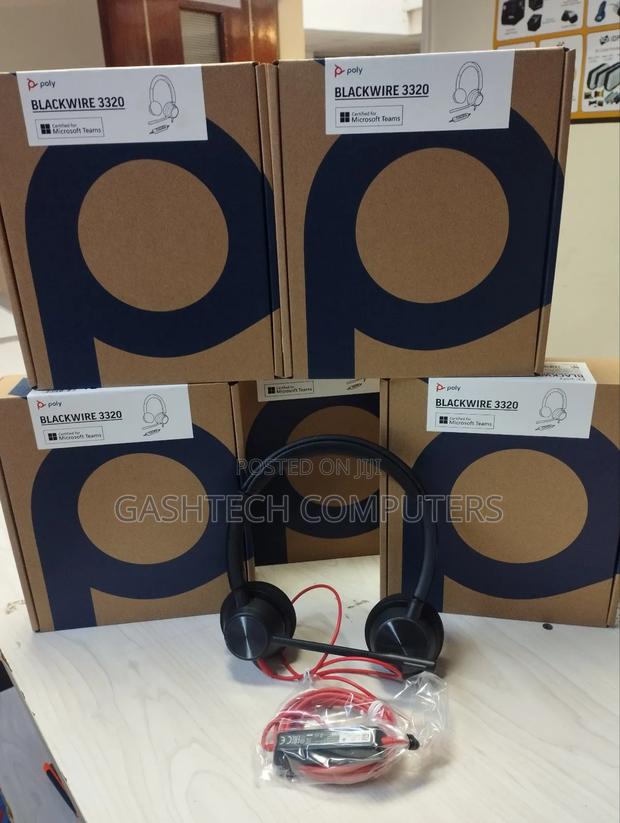 8x220aa Poly Blackwire 3320 Stereo Usb-C Headset
