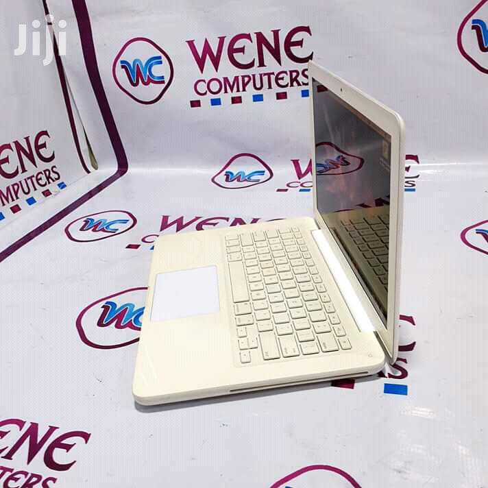 Laptop Apple MacBook 4GB Intel Core 2 Duo HDD 500GB