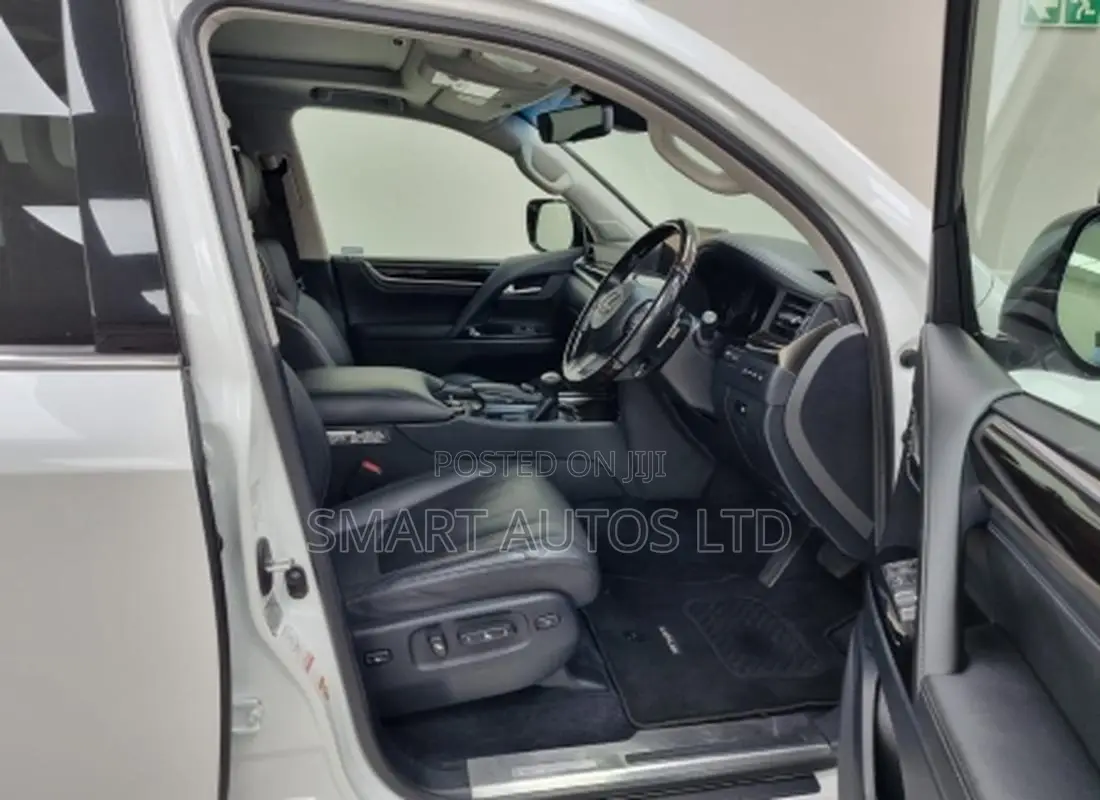 Lexus LX 450d AWD 2018 Pearl