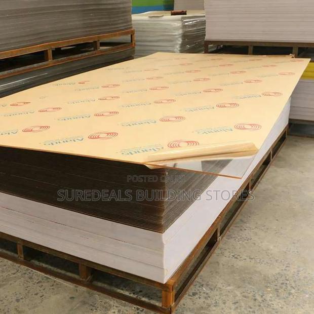 Clear Plexiglass/Perspex Sheet/Acrylic Sheet-8ft by 4ft.