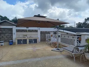 Outsunny Parasol (Solar Enabled)