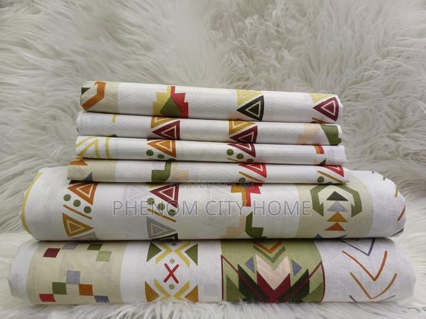 100% Cotton Flowers Bedsheet Set - thumbnail 2