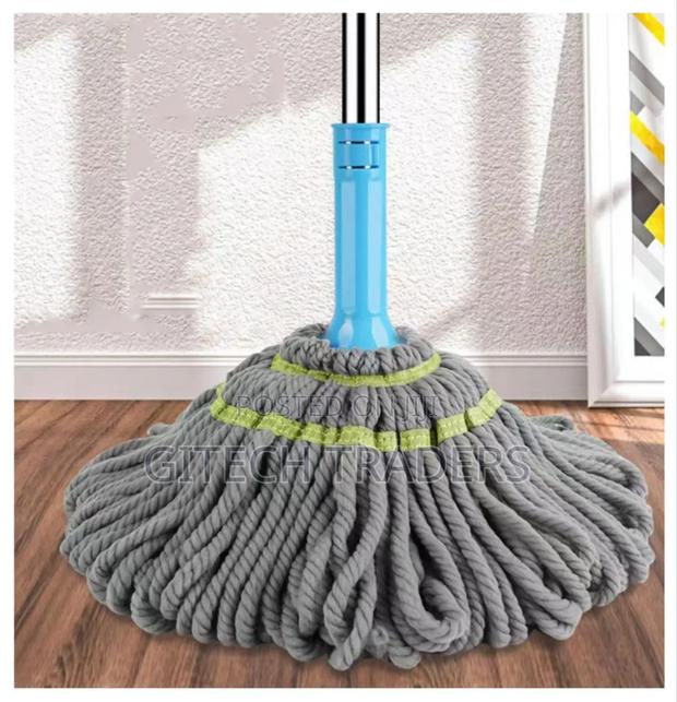 Self Wringing Mop