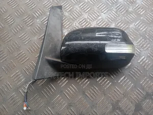 Ractis 2008 Sidemirror