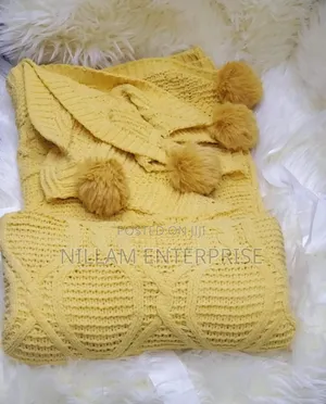 Throw Blanket - Knitted*