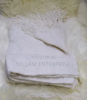 Throw Blanket - Knitted*