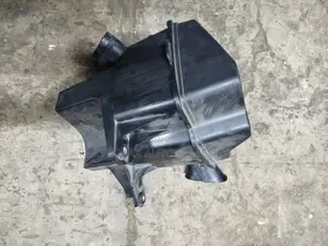 Voxy ZRR80 Air Cleaner Housing