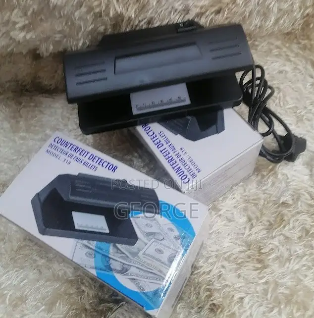 Secure UV Counterfeit Money Detector Low -Cost