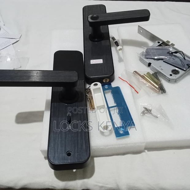 Pharmaceuticals Passcode/ Fingerprint Lock - main view