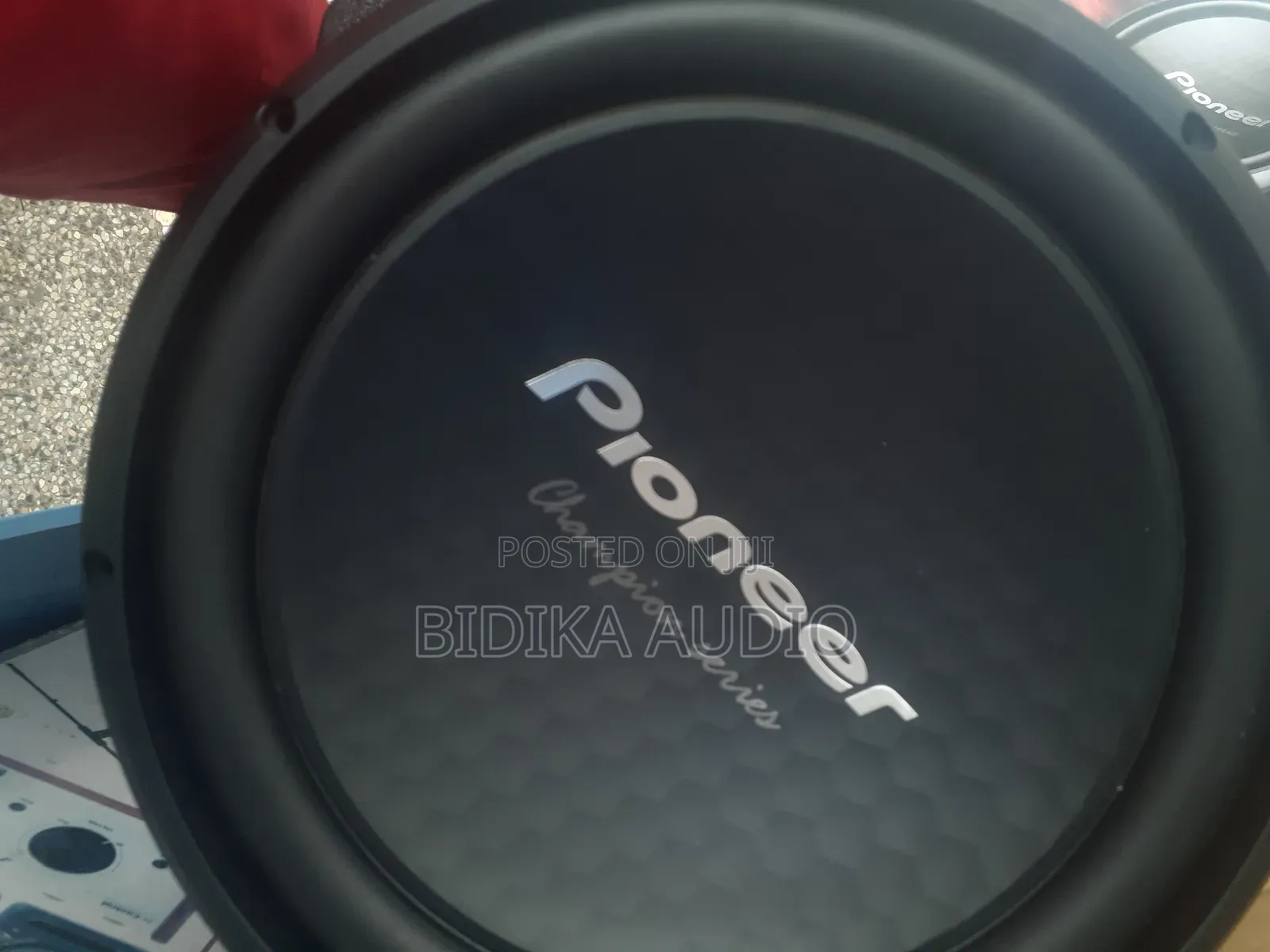 Original Bass Pioneer Speaker
