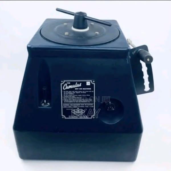 Cumulus Dry Ice Machine - main view