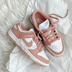 Rose Whisper Sneakers Io977