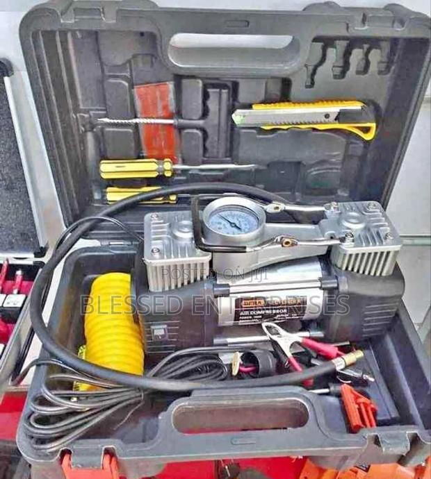 Portable Tyre Inflator Pump/ Portable Air Compressor
