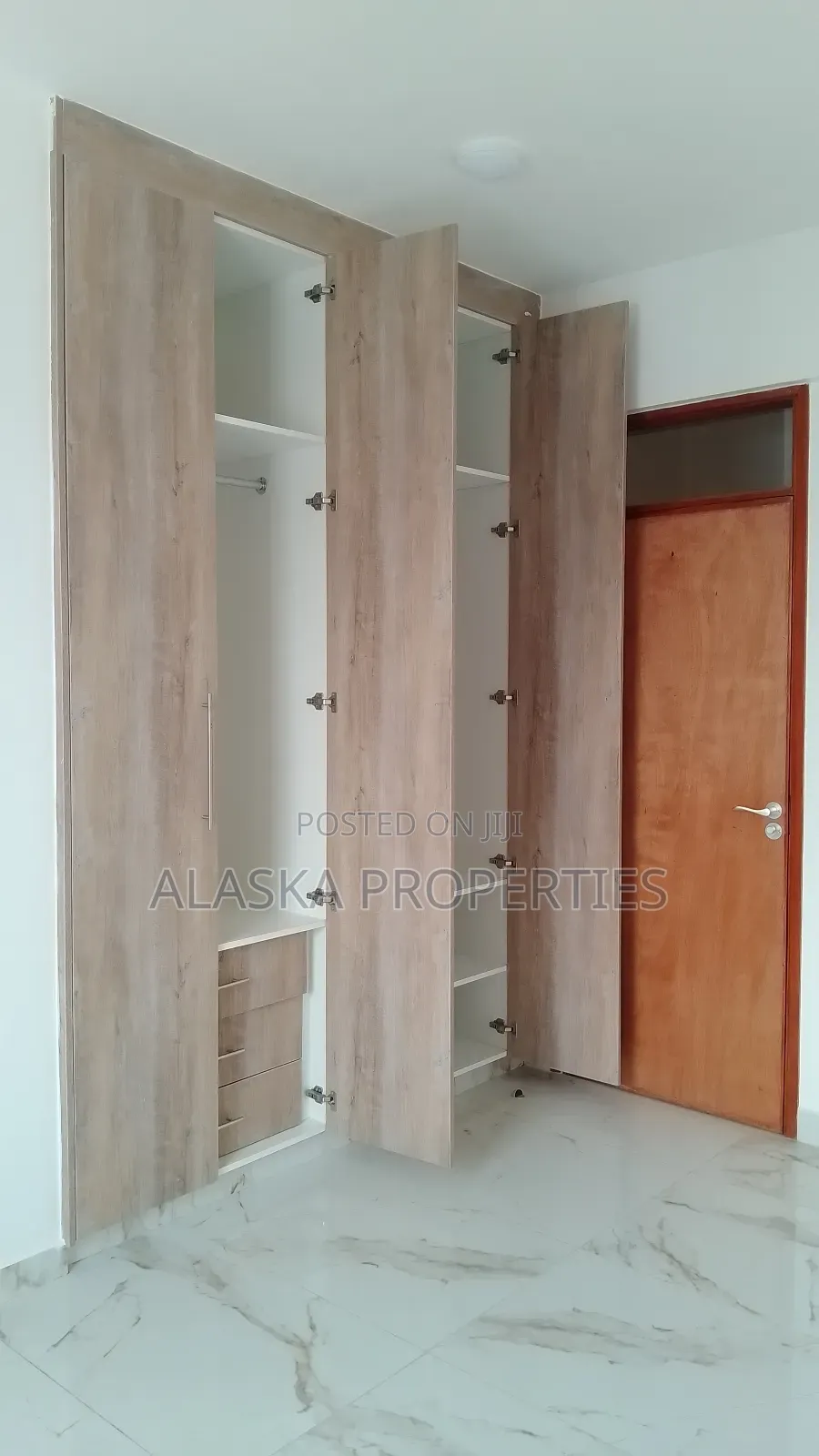 3bdrm Apartment in Nyali Estate for rent
