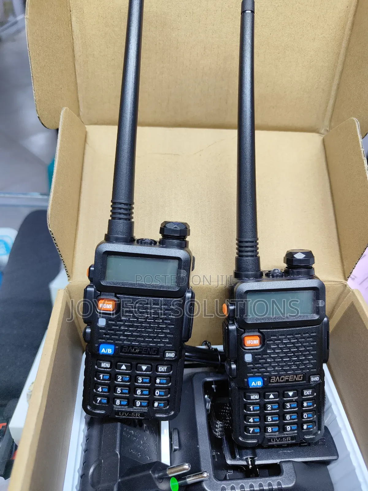 Dual Radio Call UV 5R Pair .128 Channels