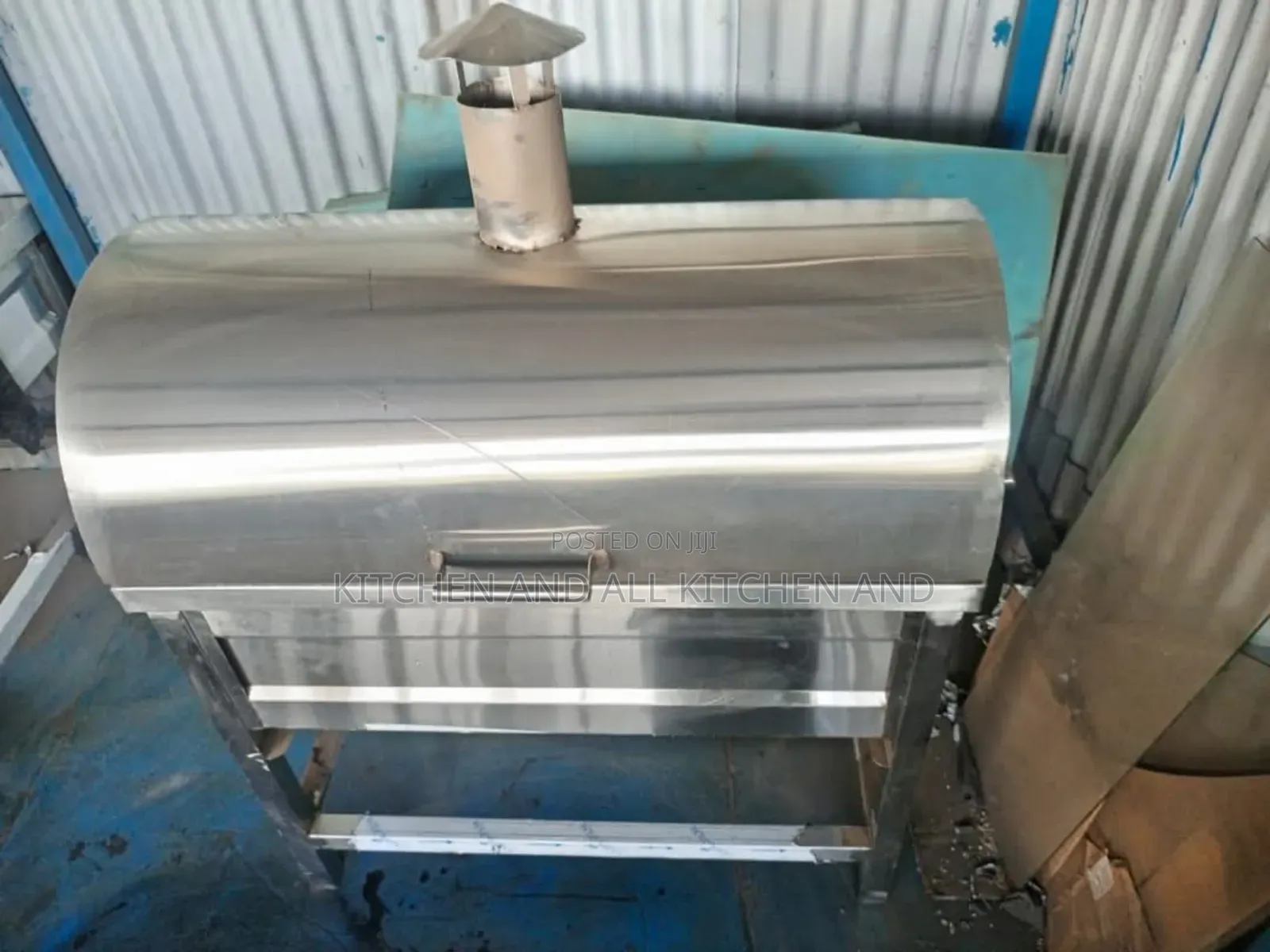 Cylindrical Bw Ss Choma Grill