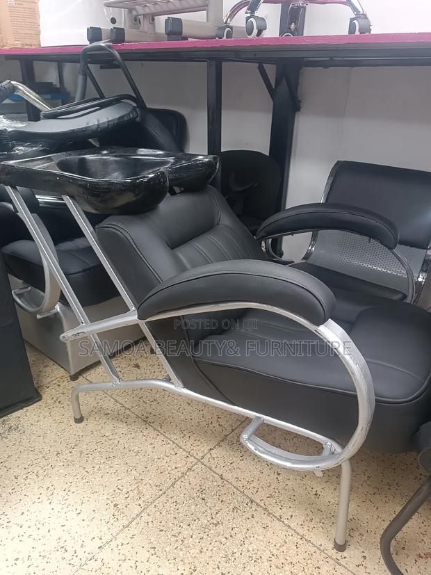 Salon Sink With Chair - thumbnail 3
