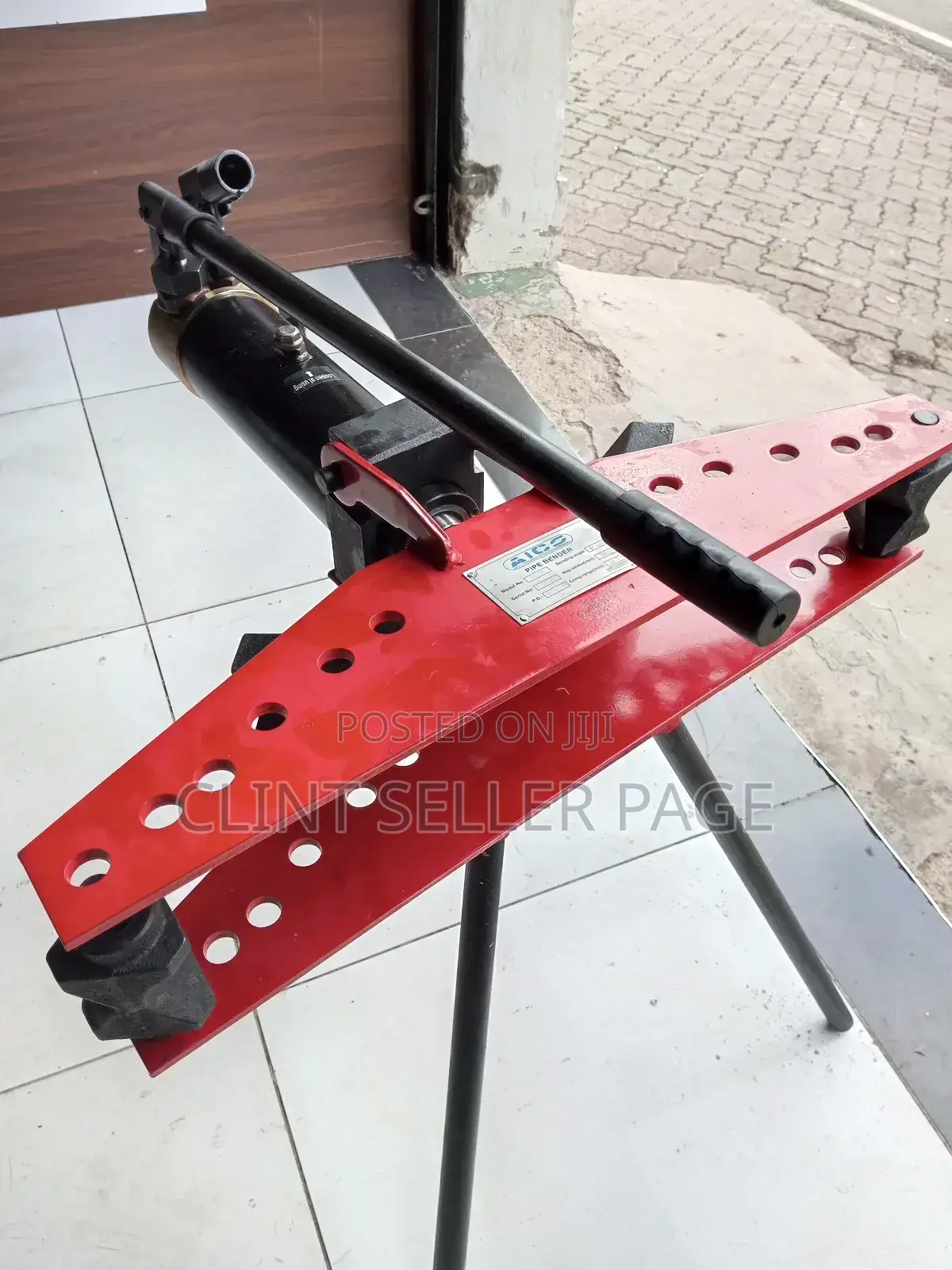 Pipe Bender Machine/ Tube Tamer.