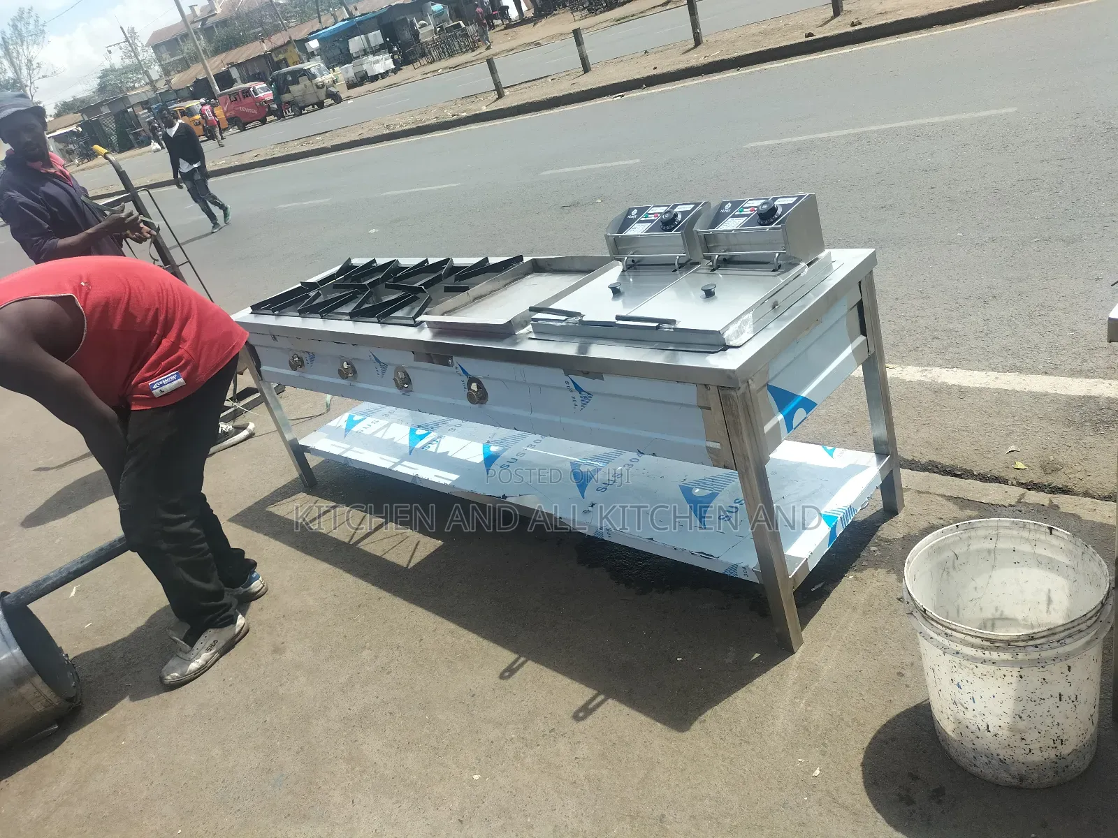 Combined Gas Cooker With Electric Fryer