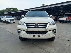 Toyota Fortuner 2.8 D AWD 2017 White
