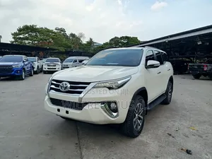 Toyota Fortuner 2.8 D AWD 2017 White