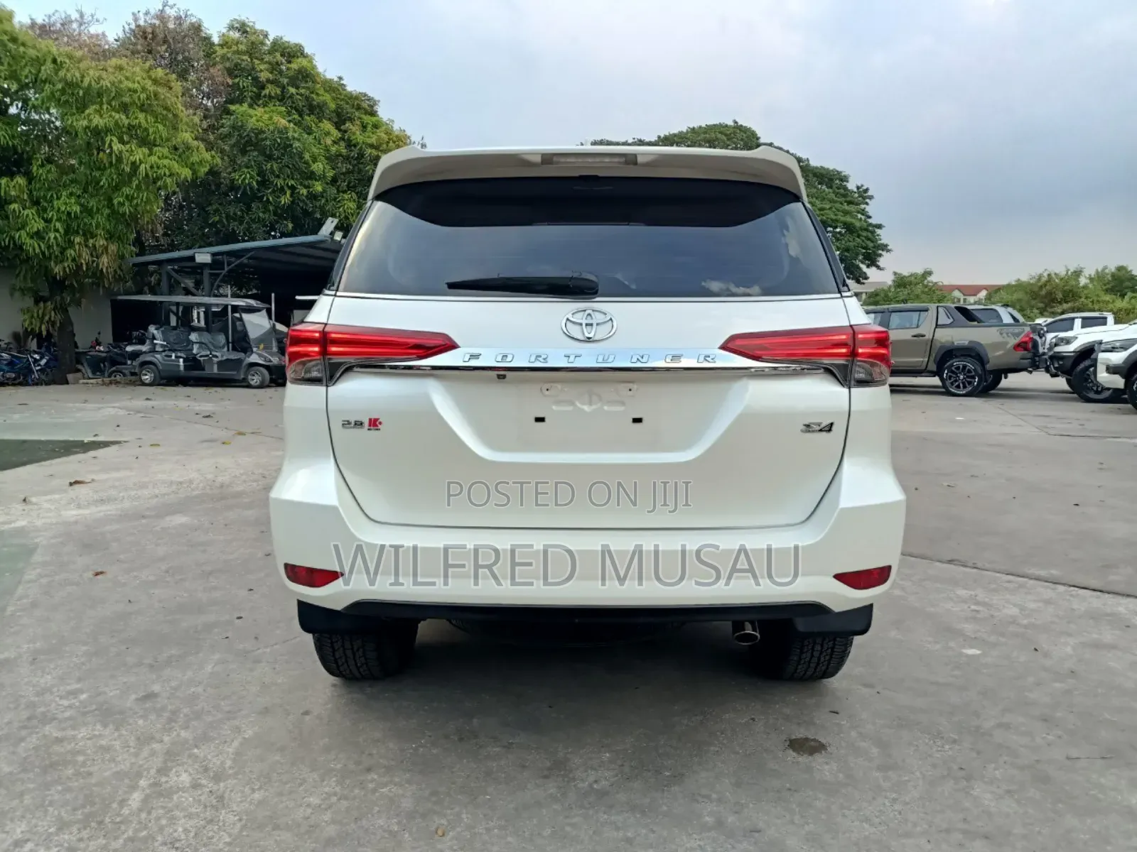 Toyota Fortuner 2.8 D AWD 2017 White