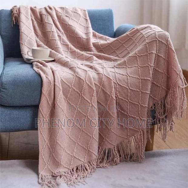 Knitted Throw Blankets - main view