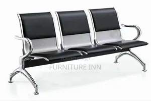 Stylish Black Padded Link Chair