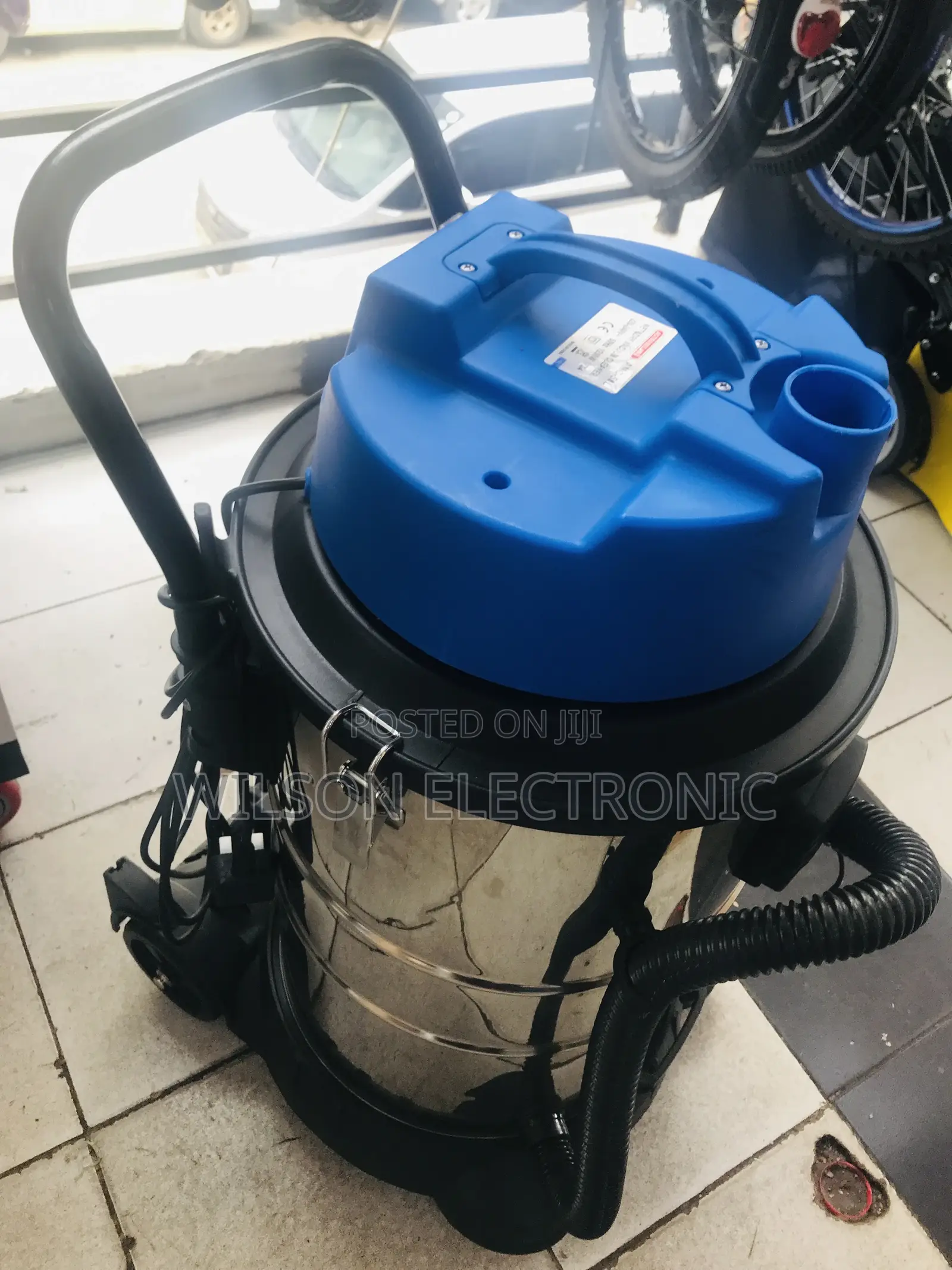 Astramilano Vacuum Cleaner. Wet and Dry 50ltrs