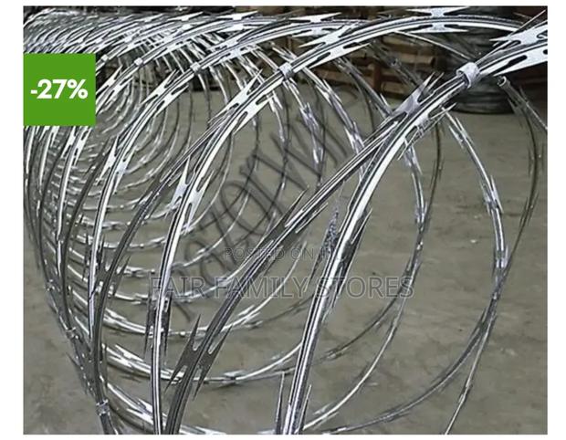 730mm Double Galvanized Razor Wire - main view