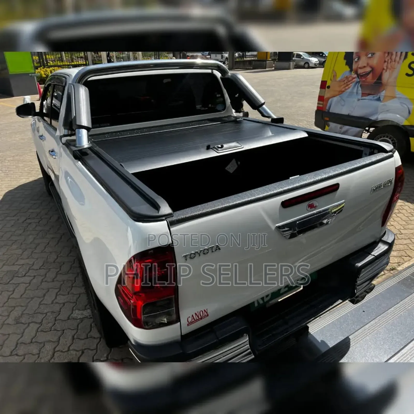 Roller Lid Fitted on This Hilux Revo