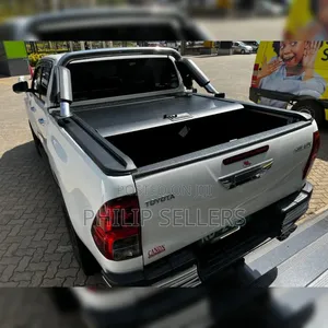 Roller Lid Fitted on This Hilux Revo