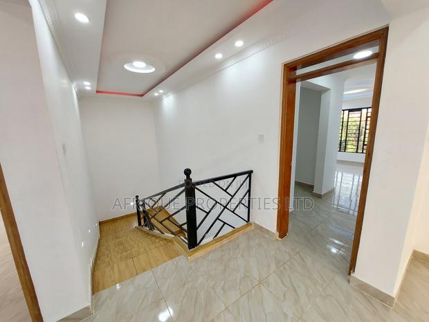 4bdrm Mansion in Membley for sale - thumbnail 7