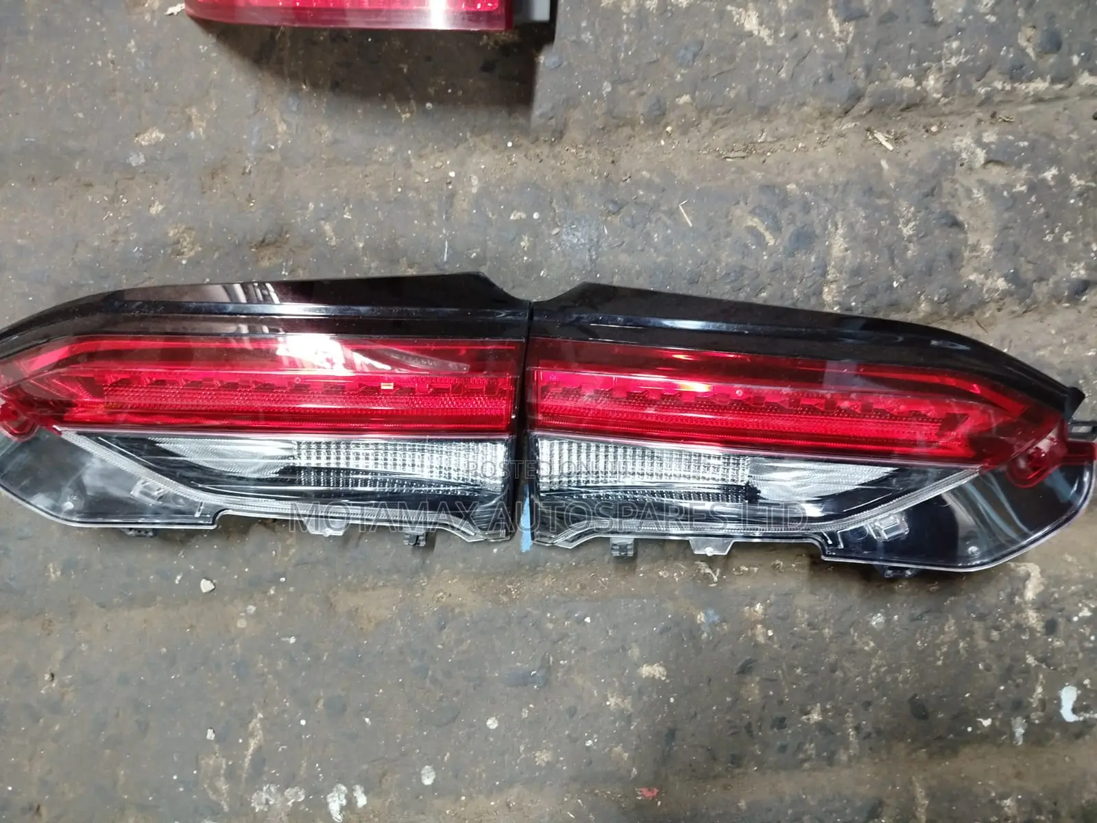 2020 Rav 4 Boot Lights