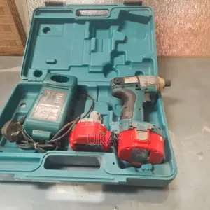 Makita 6935fd Impact Driver.