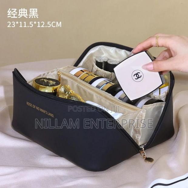 *Multifunctional Waterproof Large Cosmetic Bag - thumbnail 5