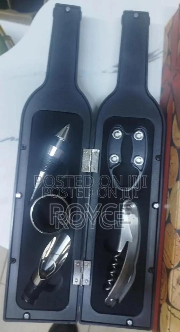 Wine Accessories Gift Set - thumbnail 3