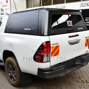 Check Out This Hilux Fitted With the Smartcap Canopy