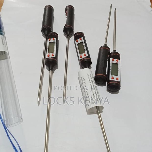 Cement Thermometer With High Thermal Resistance - main view