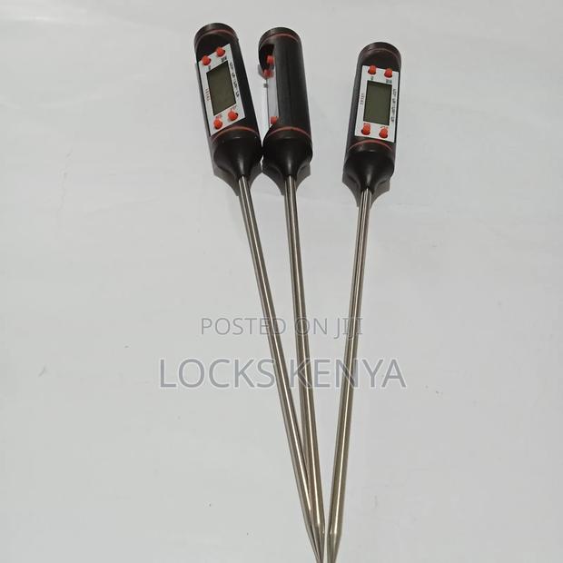 Easy to Use Cement Thermometer