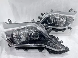 Prado 150 Headlight 2014/17 Right or Left Piece Original