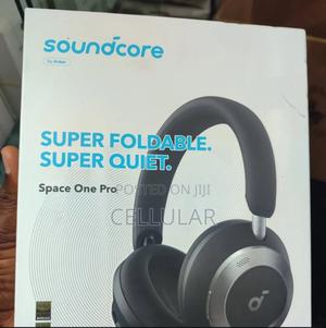 Anker Soundcore Space One Pro - main view