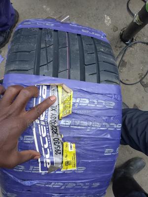 295/30r22 Accelera Made in Indonesia