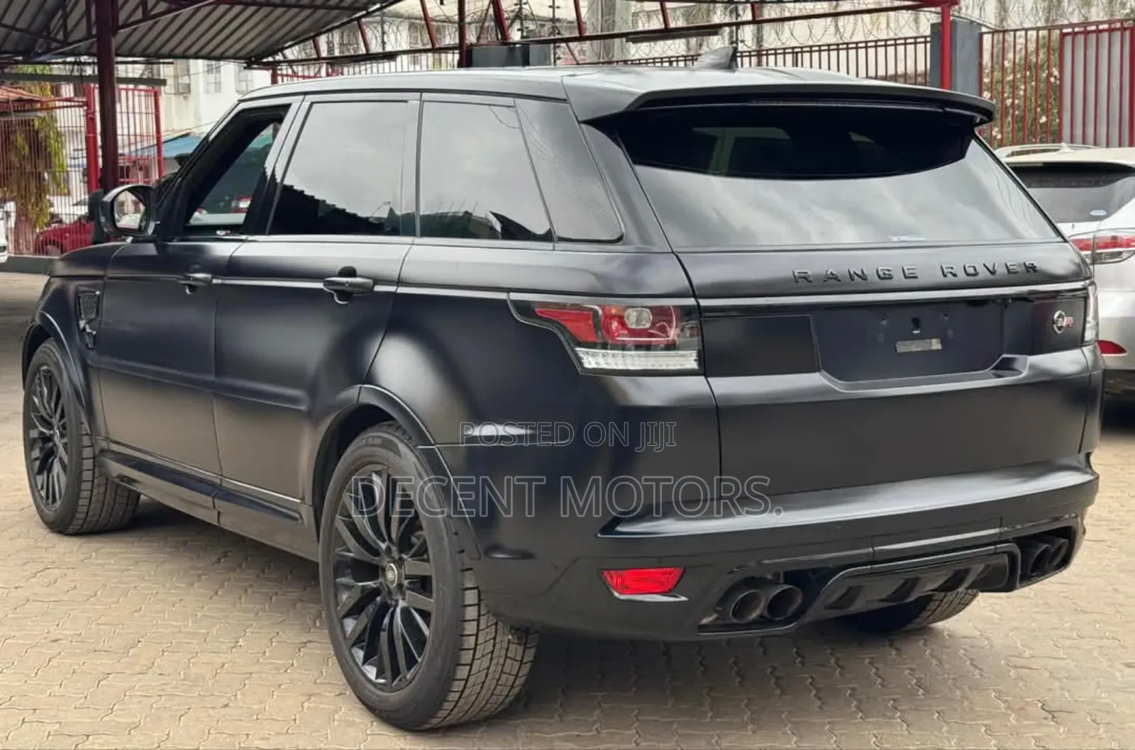 Rover Land 2018 Matt Black